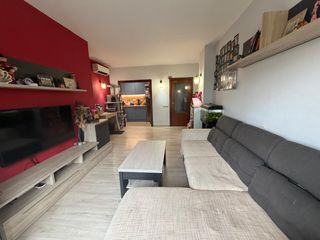 Etagenwohnung  Carretera de barcelona. Piso con gran balc�n y parking en cerdanyola del vall�s