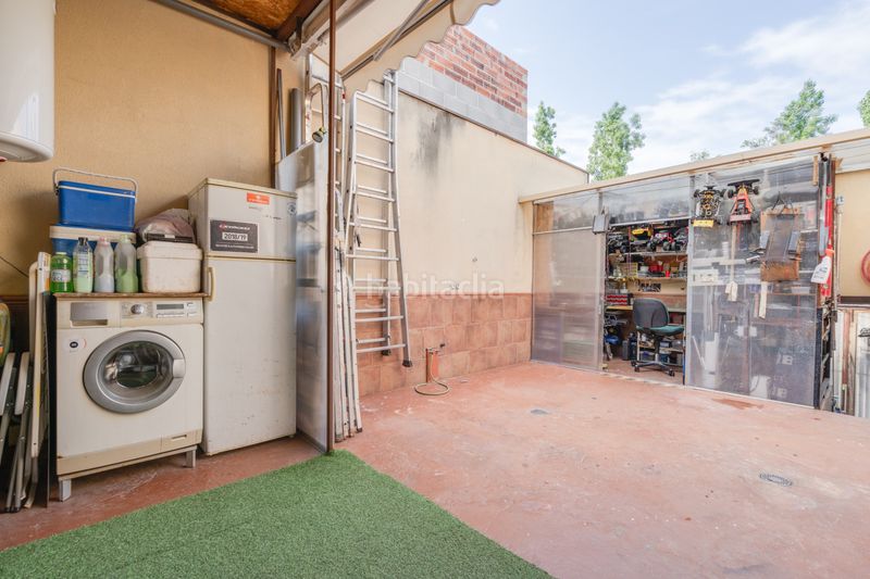 Foto de3d1618-820e-49db-8611-95fa73830cc1. Casa amb xemeneia calefacció a Torrent del Capellà Sabadell