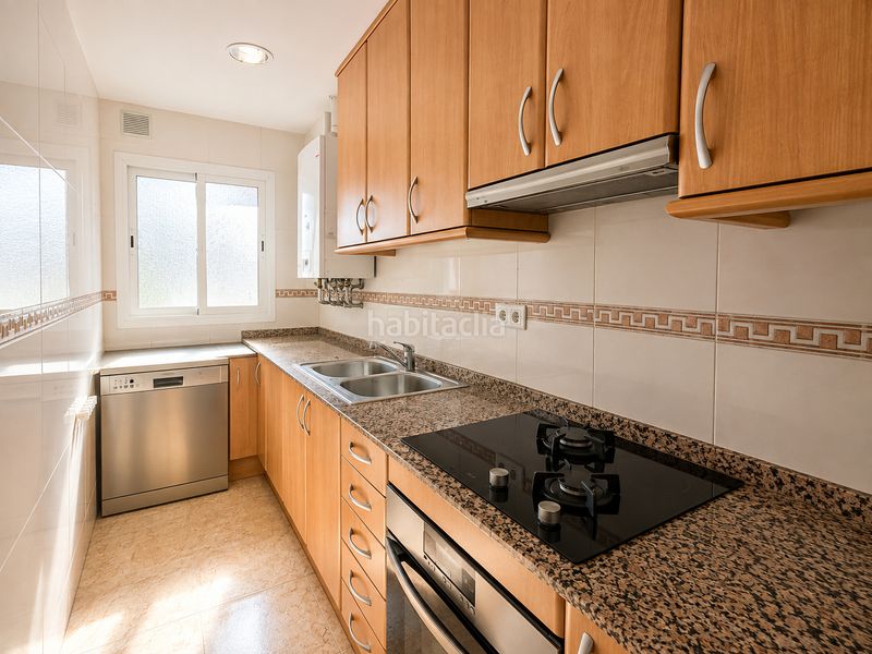 Foto c16408e0-2b0f-4972-9d52-14dec17c1099. Flat with heating parking in Creu de Barberà Sabadell