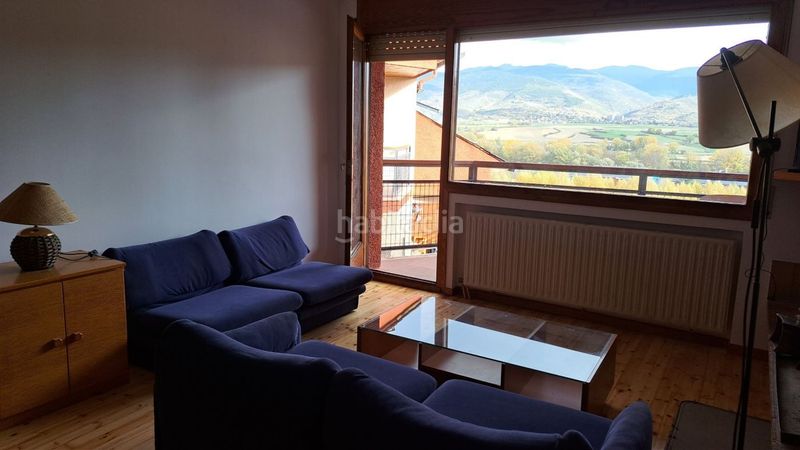 Foto a128b816-b6ee-4ec0-981a-f278b32e36de. Rent apartment in carrer moixeró 2 in Puigcerdà