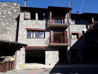 Lloguer Casa adossada a Sant galderic 5. Amplio