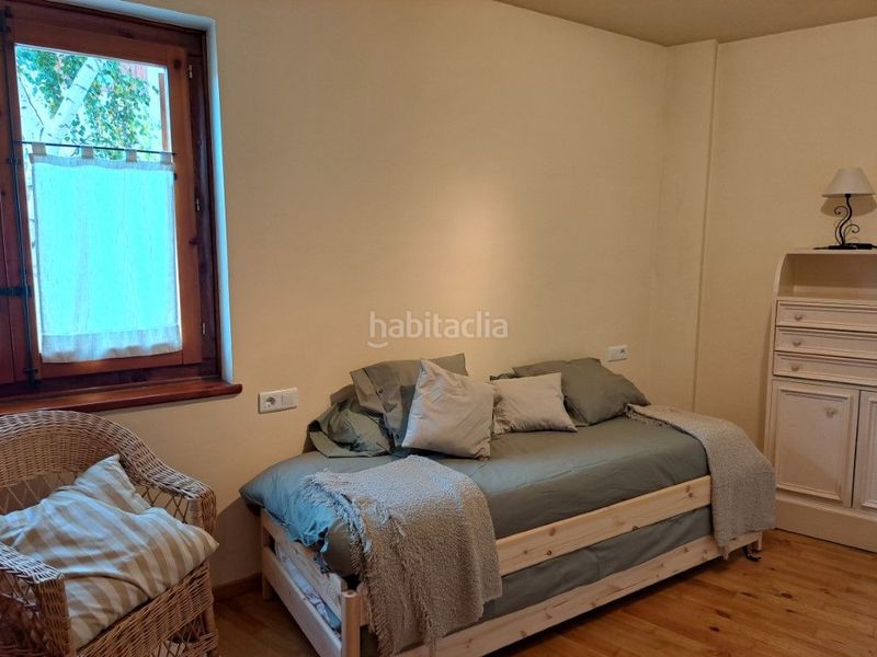 Foto 97aa267b-dc8e-40b0-abe9-0f56c7a99de9. Rent apartment in plaça manjolet 4 in Puigcerdà