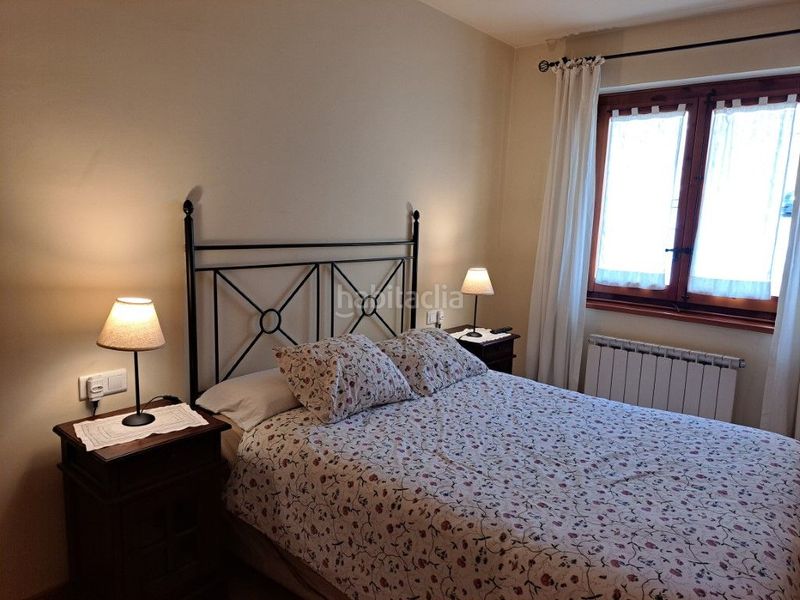 Foto a74c12ae-1d06-4a85-a2fc-9d5c6fd889fa. Rent apartment in plaça manjolet 4 in Puigcerdà