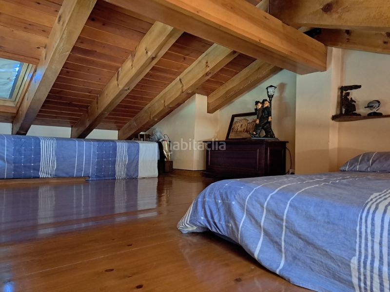 Foto 008837d9-053a-4232-b1d0-fcdc80e8eedb. Rent duplex in plaça manjolet 2 in Puigcerdà