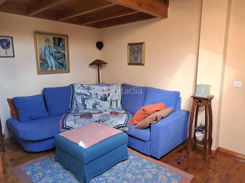 Foto 95077996-b602-40ae-ae5d-687f7a6dd79b. Rent duplex in plaça manjolet 2 in Puigcerdà