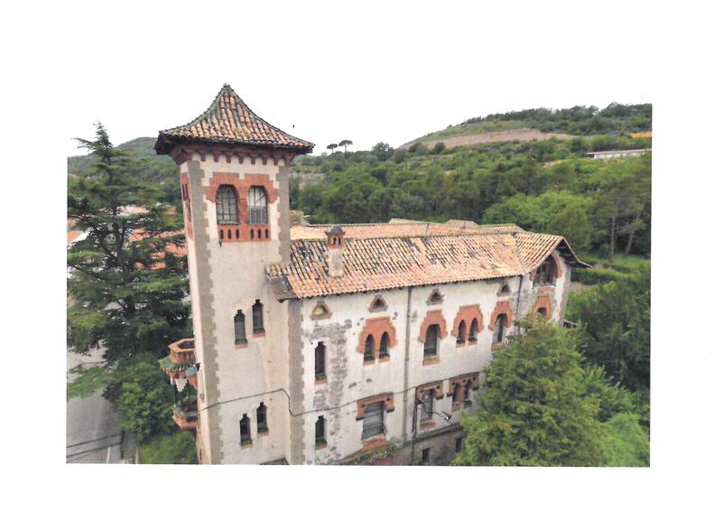 Foto c233b20f-7571-48fd-9a19-f184da7b987b. Chalet dans colònia viladomiu nou 2 dans Gironella