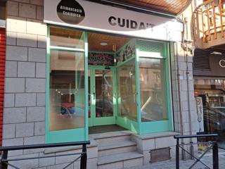 Local Comercial en Avinguda coronel molera 2. Local al centre