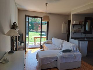 Rent Semi detached house  Avinguda del segre 2. Impecable