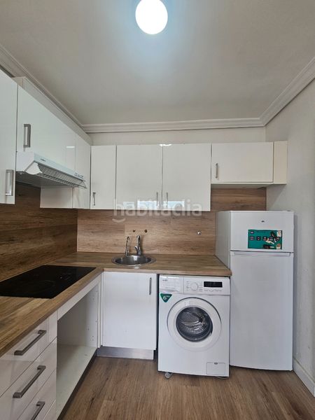 Foto d04c7dd0-2fe3-42cf-b5aa-65d21db38b7d. Apartament a carrer d'isaac albéniz 13 a La Pineda Vila-seca