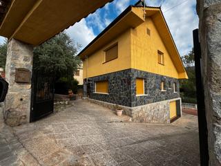House in Torrelles de Llobregat. Casa en venta torrelles de llobregat