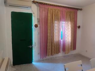Maison jumelée  Calle de uceda. Se vende duplex de 70m2 con patio y terraza!