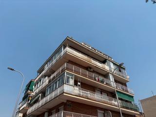 Piso  Calle de calero pita. Piso en venta con ocupante ilegal