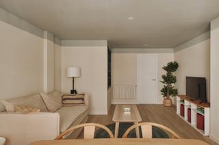 Apartament a Rúa ramón cabanillas 8. Piso recién reformado con terraza