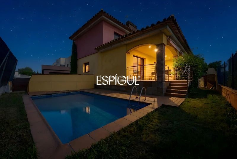 Foto 644b1428-a450-462e-ae7f-3282ffe7cd09. Casa a salvia 3 a Riells Escala (L´)