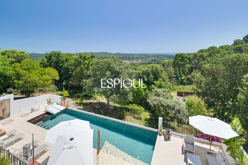 Foto 5b7e153c-dade-4f03-b787-f5c7b7587c9c. Casa amb calefacció aparcament piscina a Vall-llobrega