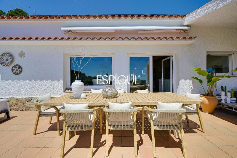 Foto 6f0ff613-cf04-4511-bb3d-f419cfc1f755. Casa amb calefacció aparcament piscina a Vall-llobrega