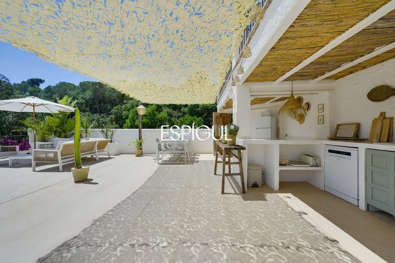 Foto a9ef61b8-6828-4267-9203-9770fb4a85eb. Casa amb calefacció aparcament piscina a Vall-llobrega