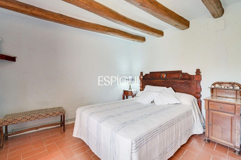Foto 98db81ea-d501-430c-8638-02b65bb594d9. Casa amb calefacció aparcament piscina a Bisbal d´Empordà (La)