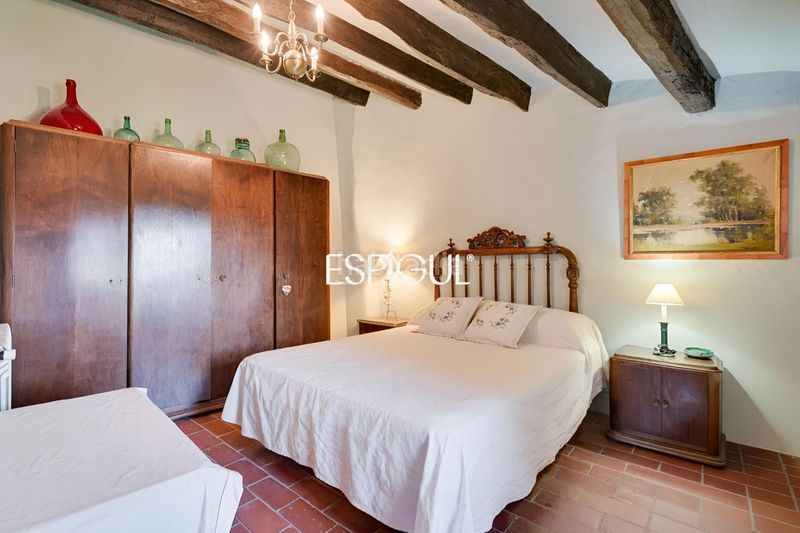 Foto dc4ad4cf-d252-4a37-8041-9db70e66011a. Casa amb calefacció aparcament piscina a Bisbal d´Empordà (La)