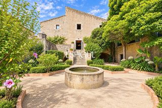 Casa  Codina. Majestuosa finca señorial catalogada en el centro histórico de t