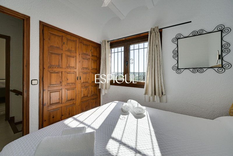 Foto 411bed0b-edd2-4b95-918d-3fa21944281e. Casa con riscaldamento parcheggio piscina terrazza in Calonge