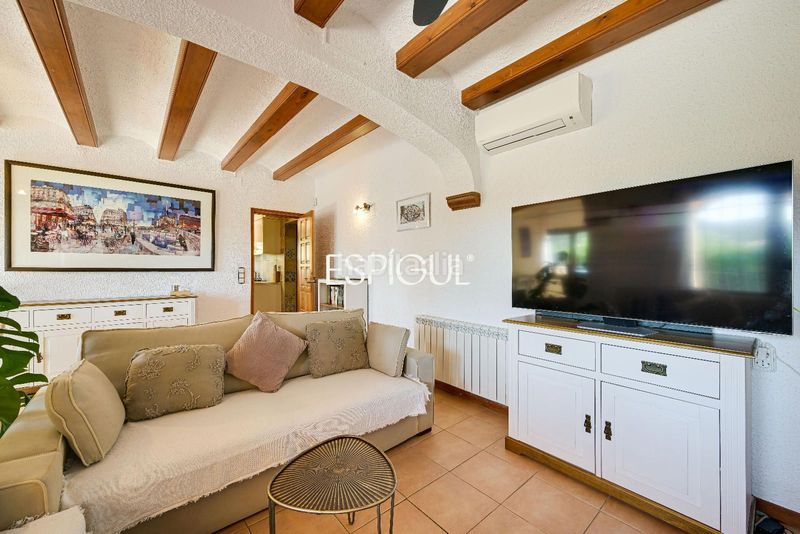 Foto 5449af0d-2f26-4b87-b388-fa7811444cb3. Casa con riscaldamento parcheggio piscina terrazza in Calonge