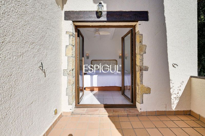 Foto 8804b3a7-df9e-4bf4-b2b3-075f1f4c8e08. Casa con riscaldamento parcheggio piscina terrazza in Calonge