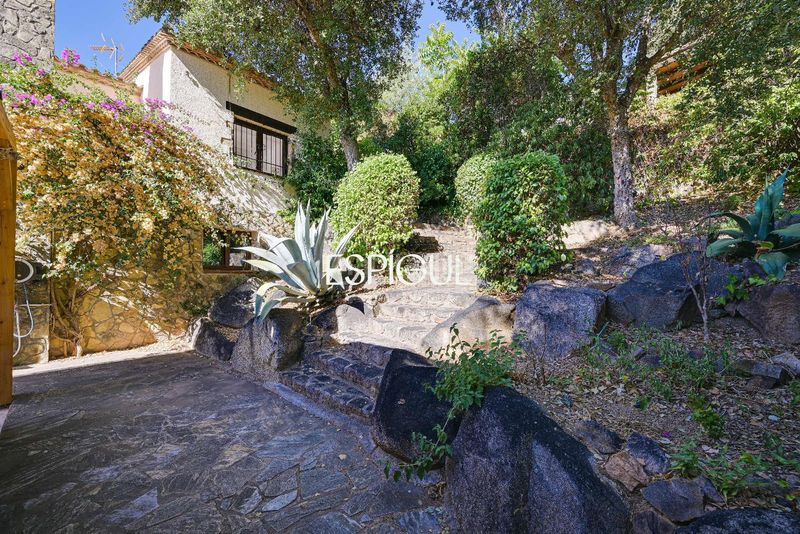 Foto cd41199b-b6b4-42a8-85fe-9dd1cc351a03. Casa con riscaldamento parcheggio piscina terrazza in Calonge