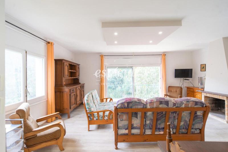 Foto d2f2e19f-48b3-432d-8371-a859cf8b6b0a. Casa  independiente en urbanización Rosamar en Santa Cristina d´Aro