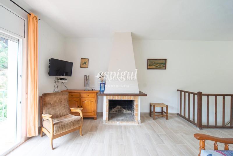 Foto e3553d4a-7b0e-4c98-bf67-24f15fd47484. Casa  independiente en urbanización Rosamar en Santa Cristina d´Aro