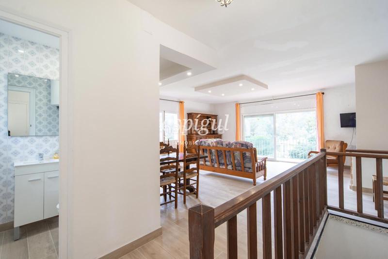 Foto f20b8e58-059f-41de-9a7b-2283a7450ddf. Casa  independiente en urbanización Rosamar en Santa Cristina d´Aro