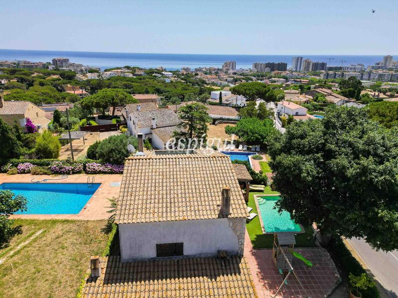 Foto aa0a3ab0-b908-47bb-a698-632fd82c11c4. Maison avec chauffage parking piscine dans Fenals Platja d´Aro