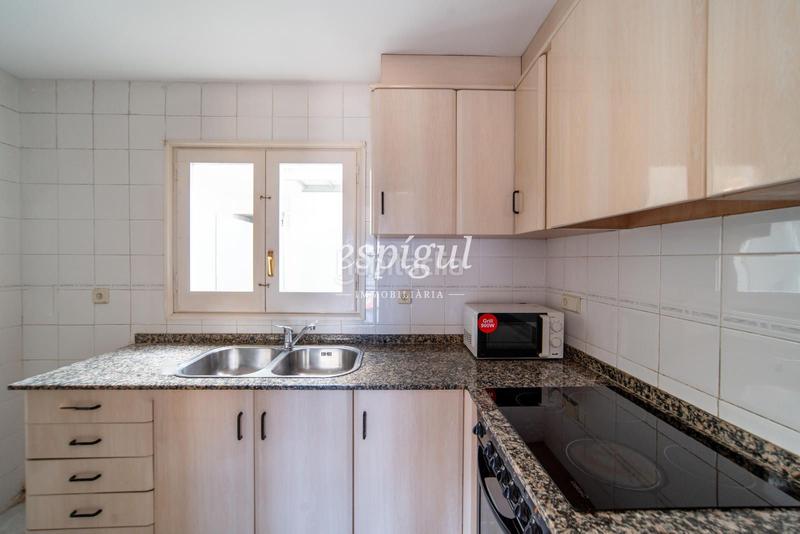 Foto b4deedb8-4ef6-4769-8504-296680a46452. Duplex con riscaldamento parcheggio in Avinguda Catalunya Palamós