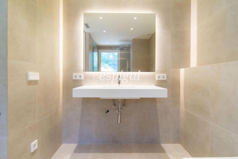 Foto 73744d37-3d37-474c-b102-b9e643c00636. Casa con riscaldamento parcheggio piscina in Sa Riera-Sa Fontansa Begur