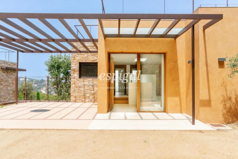 Foto f876341e-2dcc-4d18-a651-2742c1d5508a. Casa con riscaldamento parcheggio piscina in Sa Riera-Sa Fontansa Begur