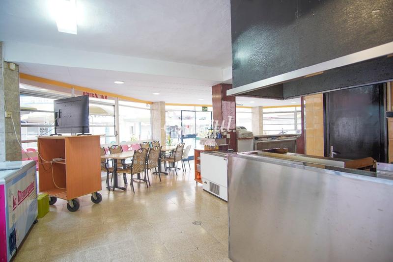 Foto a1bc3f62-38ed-43c9-a389-624ee7a46071. Local commercial dans Centre-Platja Platja d´Aro
