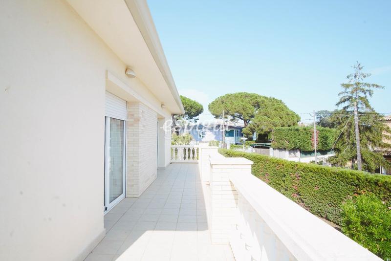 Foto 2f2d088b-d66b-4414-be72-76003cbde7e7. Casa chalet en venta en torrebosca, platja daro en Platja d´Aro