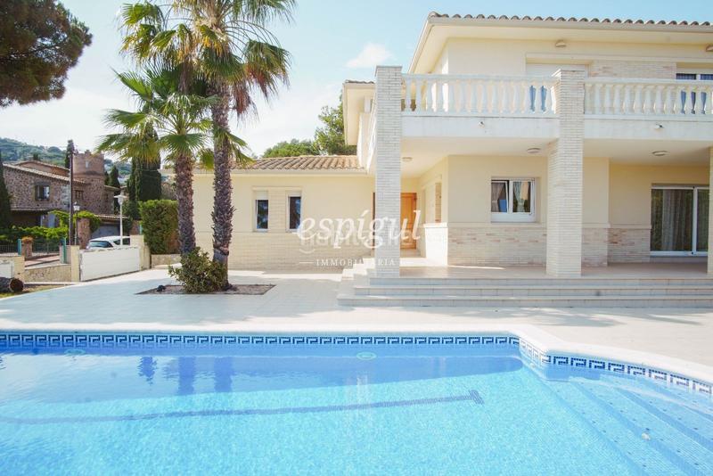 Foto c425ae91-6ebf-49a6-9776-e37d4e547620. Casa chalet en venta en torrebosca, platja daro en Platja d´Aro