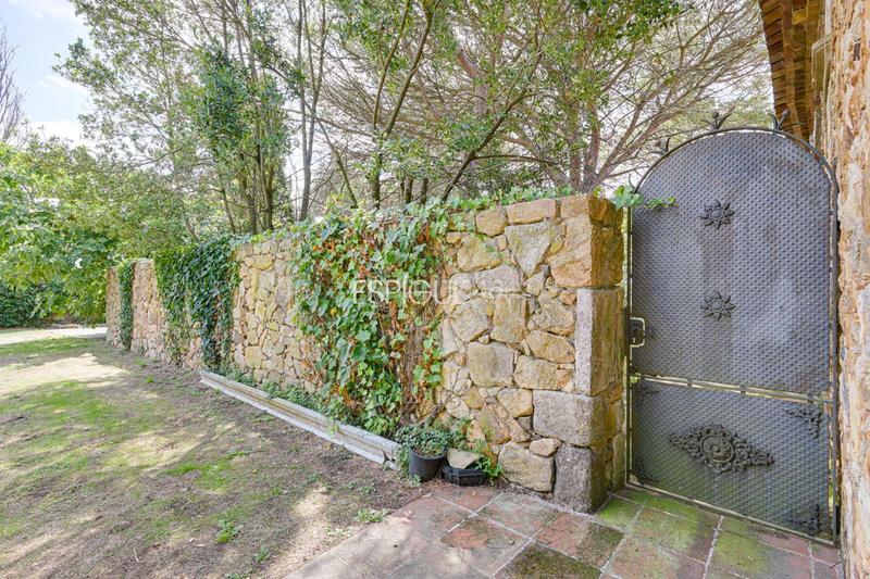 Foto 681d28d3-2c7f-439a-ac9d-7d2fd259d377. Haus mit heizung parking pool in Llagostera