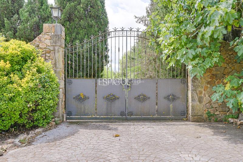 Foto c074c09a-dab9-45ab-8dce-346125e9a8c6. Haus mit heizung parking pool in Llagostera