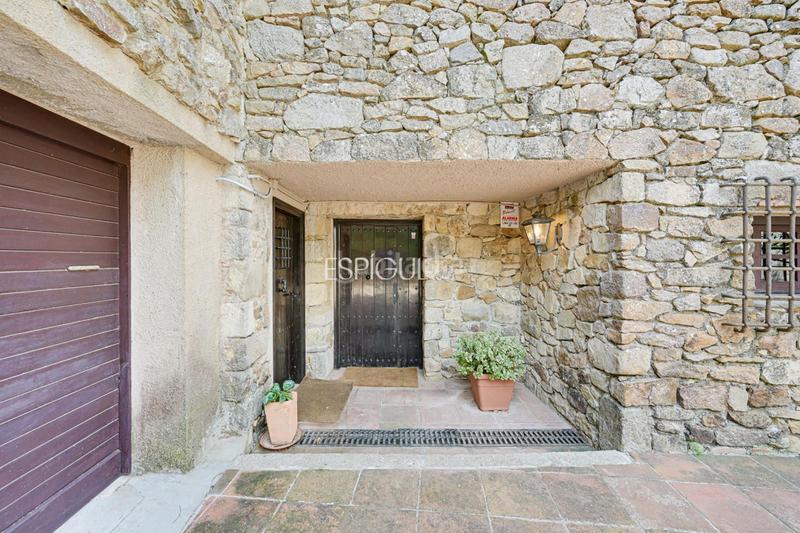 Foto dc8b0d5d-df71-4507-b451-1600849ab066. Haus mit heizung parking pool in Llagostera