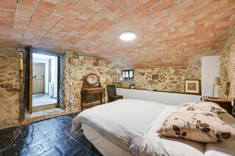 Foto f45ddc03-3f9a-44b0-a2e5-a2c0ce7a84c3. Haus mit heizung parking pool in Llagostera