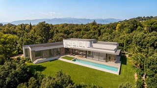 Casa in Romanyà 310. Villa de obra nueva en el mas nou