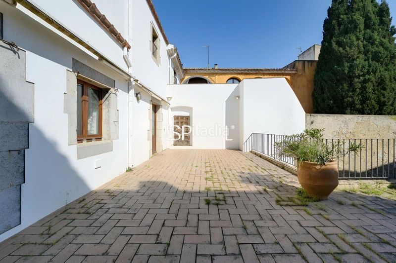 Foto be901379-2c71-4317-be30-57ee35e90ef3. Casa amb aparcament a Torroella de Montgrí