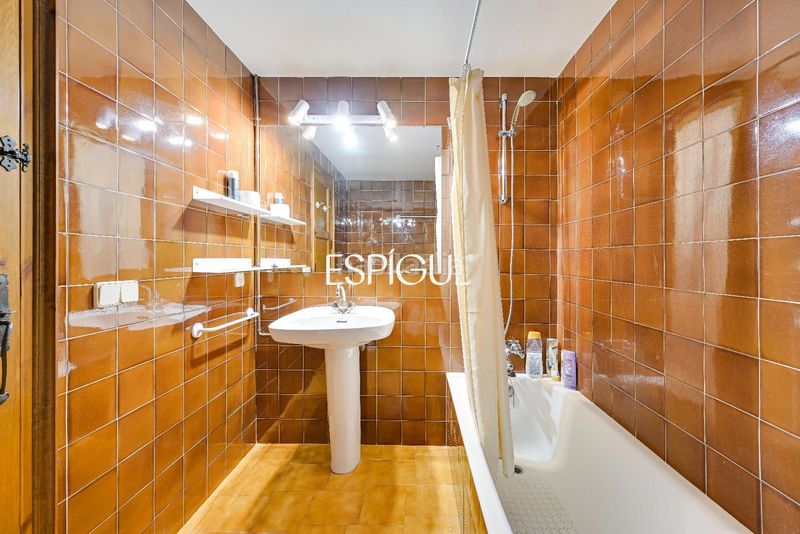 Foto cf7186d1-c85e-4805-862e-0644c7a2e9ba. Casa amb aparcament a Torroella de Montgrí