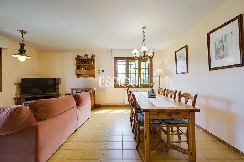 Foto 2b1a4bd2-35d5-454a-913b-94f2be041a7d. Casa amb calefacció aparcament piscina a Cabanyes-Mas Ambrós-Mas Pallí Calonge