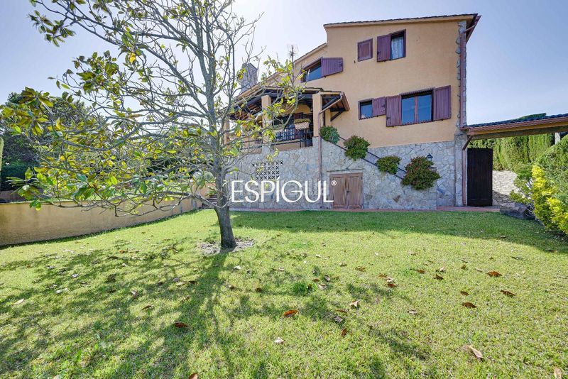 Foto 2c731d55-fb29-40ff-9571-788ae0ccebf7. Casa amb calefacció aparcament piscina a Cabanyes-Mas Ambrós-Mas Pallí Calonge