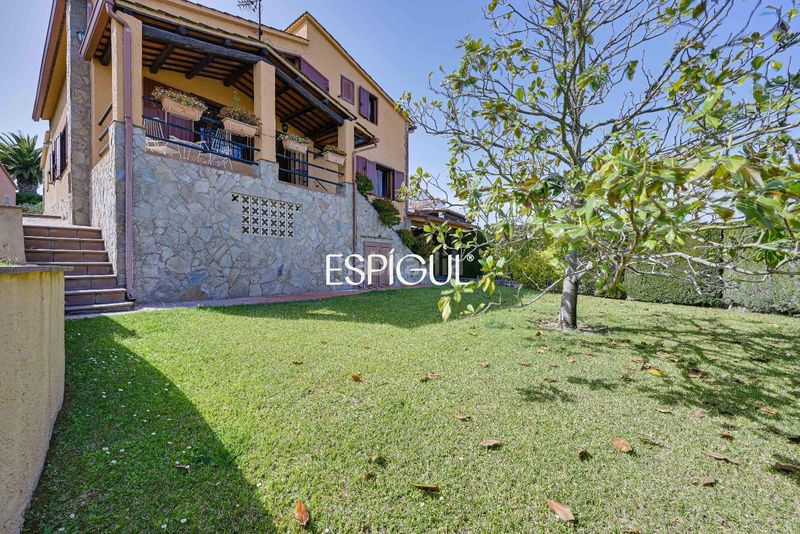 Foto 4f448f3c-6392-4159-a559-fb6805392d7e. Casa amb calefacció aparcament piscina a Cabanyes-Mas Ambrós-Mas Pallí Calonge