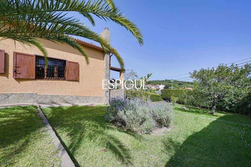 Foto 9fb7f7f0-04f7-4b45-8c9f-e6b12061b543. Casa amb calefacció aparcament piscina a Cabanyes-Mas Ambrós-Mas Pallí Calonge