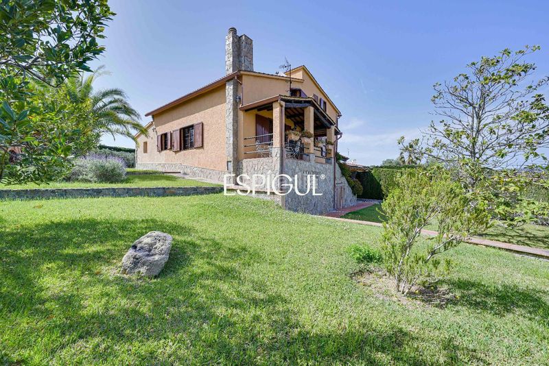 Foto c2df54bd-8439-47e9-b6d2-b3aef8685ba1. Casa amb calefacció aparcament piscina a Cabanyes-Mas Ambrós-Mas Pallí Calonge